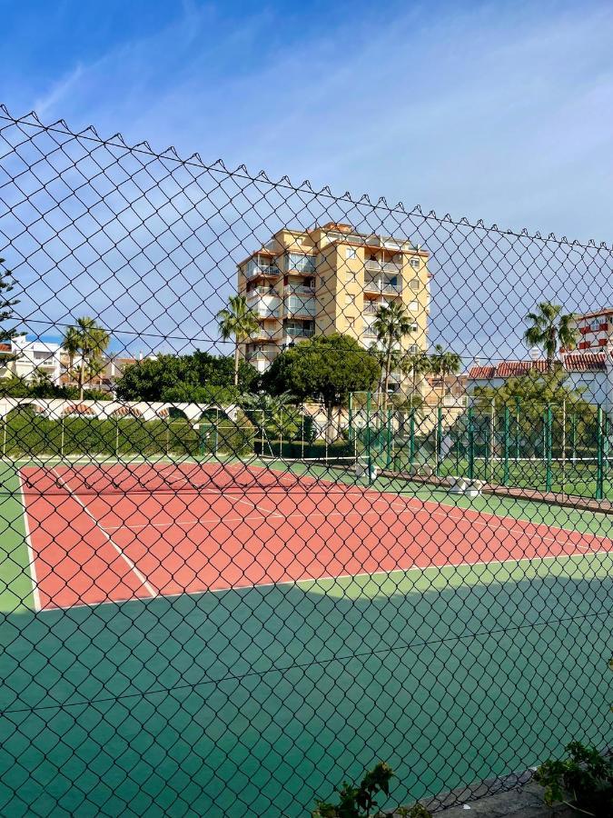 Apartamento Frontal Al Mar - Torrox Costa Exterior photo