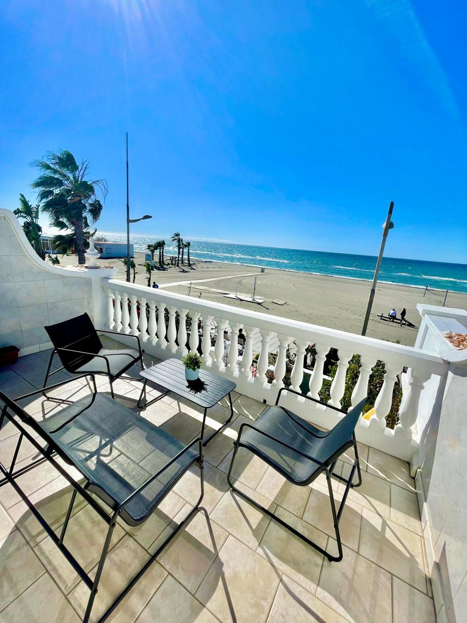 Apartamento Frontal Al Mar - Torrox Costa Exterior photo