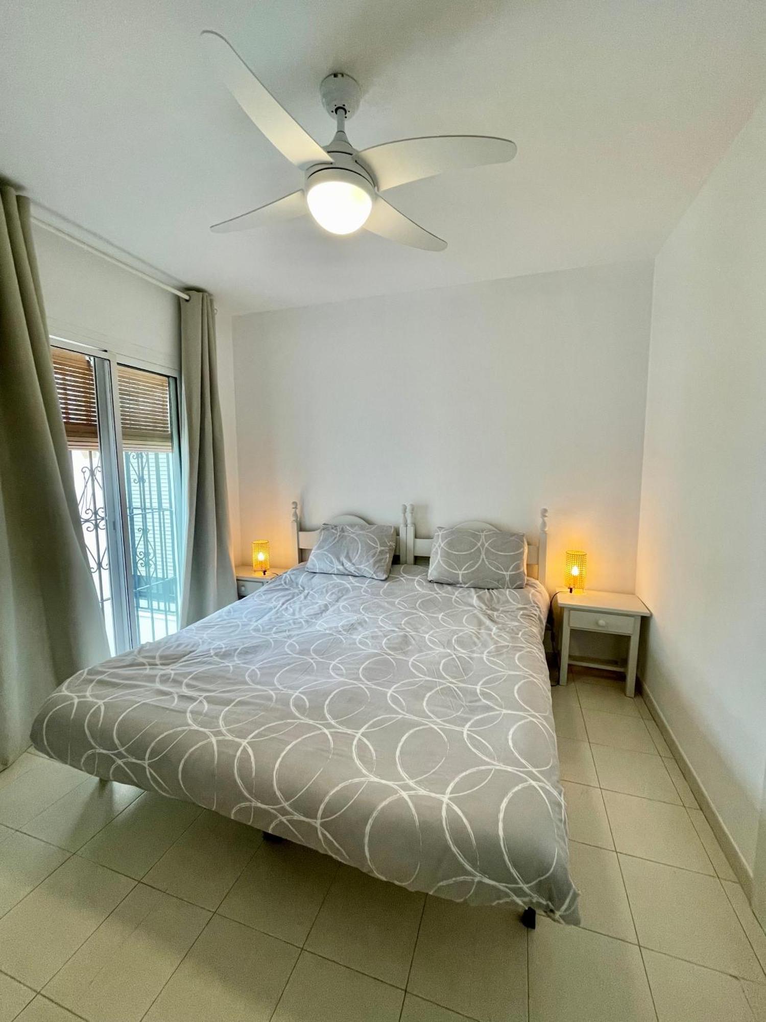 Apartamento Frontal Al Mar - Torrox Costa Exterior photo