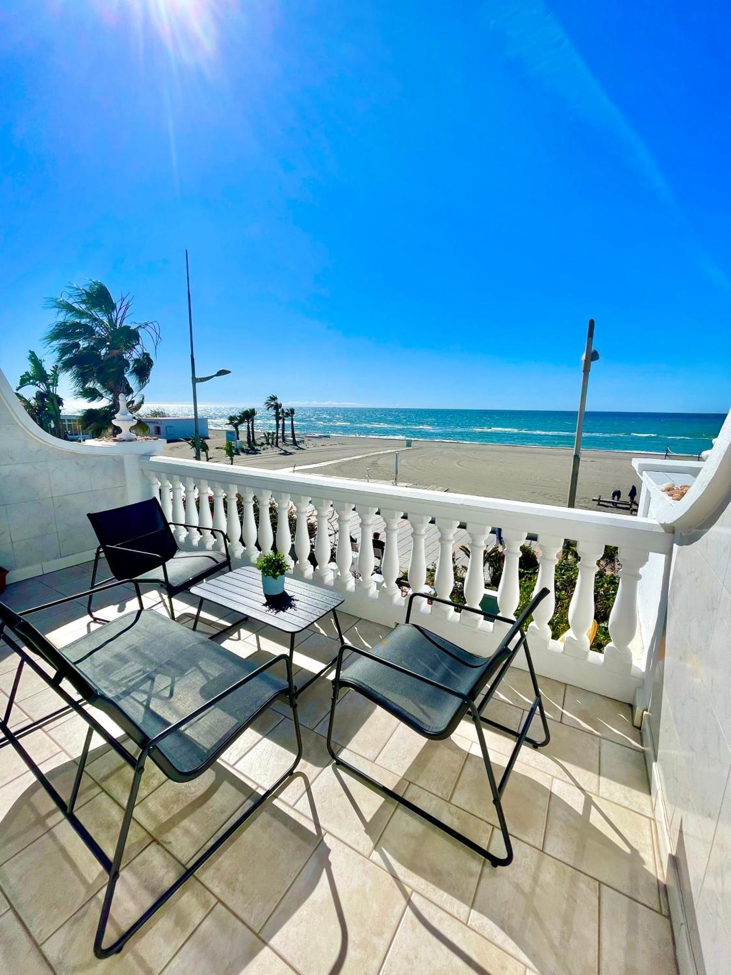 Apartamento Frontal Al Mar - Torrox Costa Exterior photo
